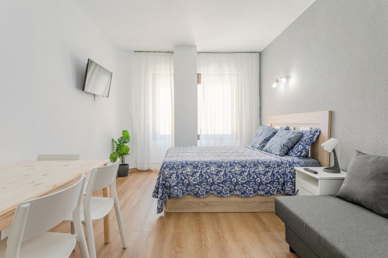 Apartament Hispalis Triana Sevilla Buitenkant foto